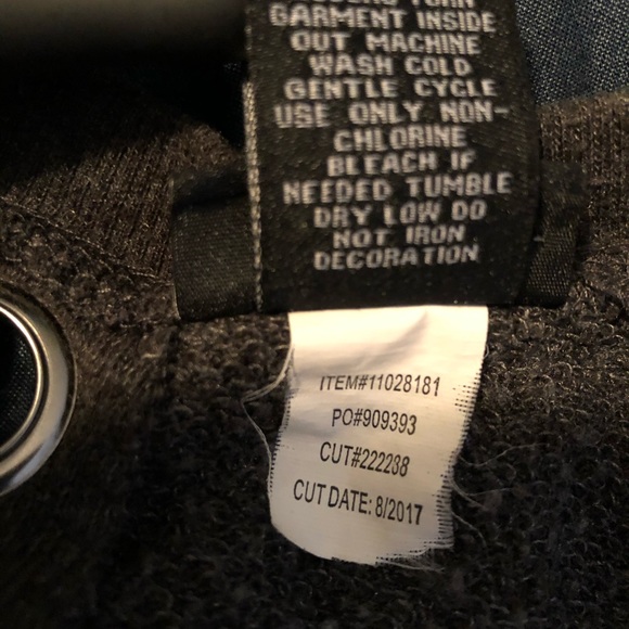 Torrid Tie Up The Back Sweater. (Torrid tub). - Picture 5 of 6